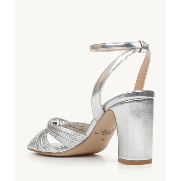 Badgley Mischka Christen Metallic Knot Heels 7.5 Silver Leather NWOT Sandals - Picture 2 of 9